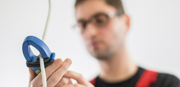 E-Check bei Elektro Klube GmbH in Weißenfels