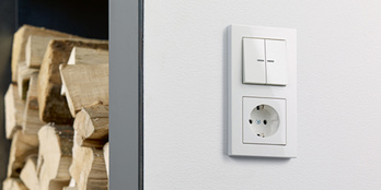 JUNG KNX Taster F 10 bei Elektro Klube GmbH in Weißenfels