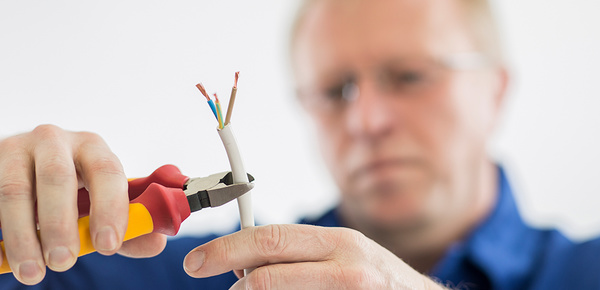 DGUV Vorschrift 3-Check bei Elektro Klube GmbH in Weißenfels